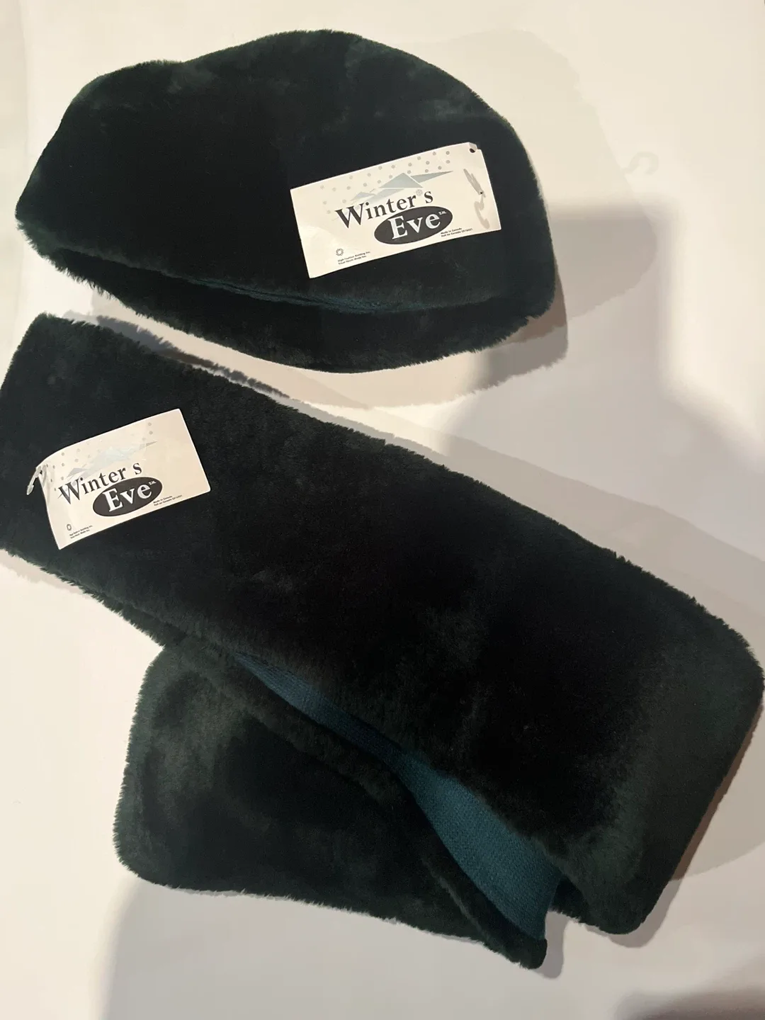 Winter's Eve Hat and Scarf Set