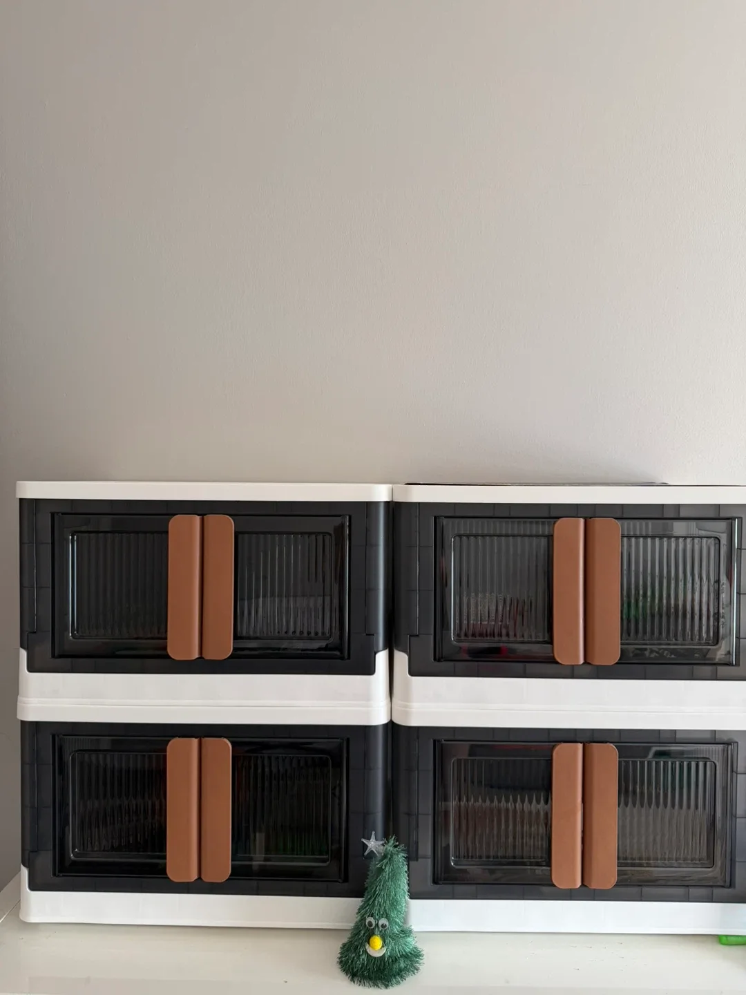 Storage Cabinet with Drawers image indicator(2)