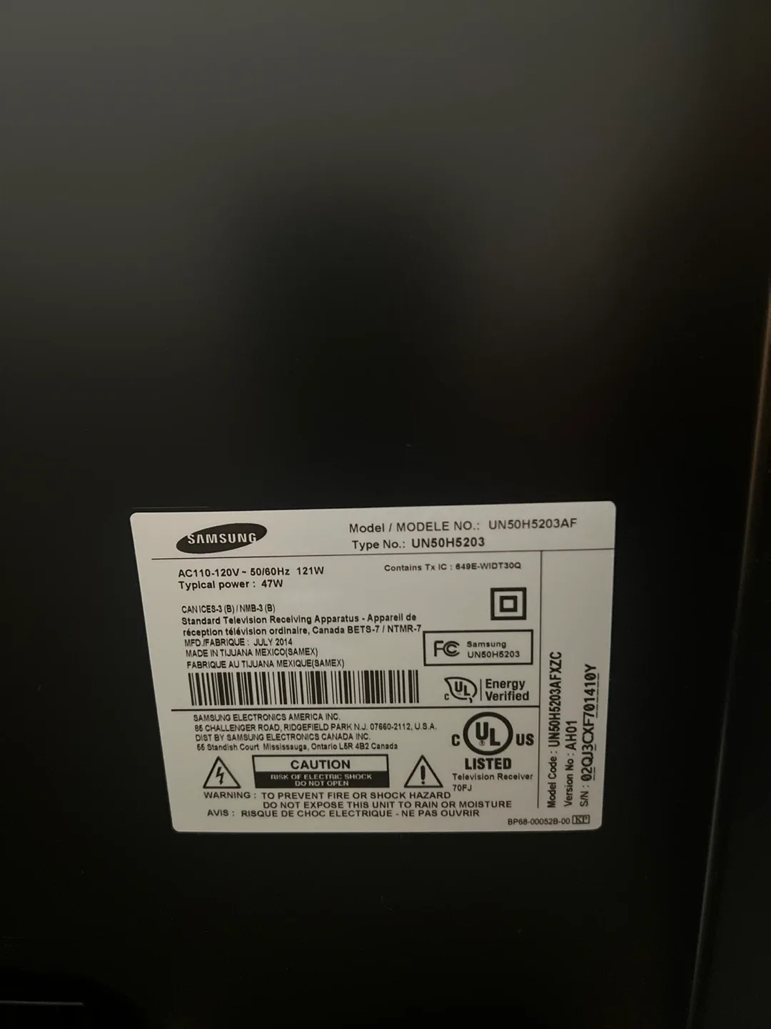 Samsung 50" Smart TV & free TV Stand,delivery available image indicator(3)