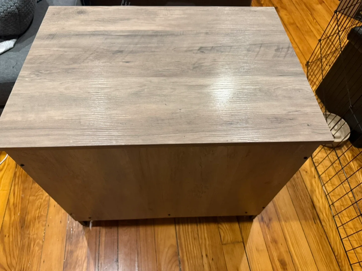 Dog crate and table image indicator(3)