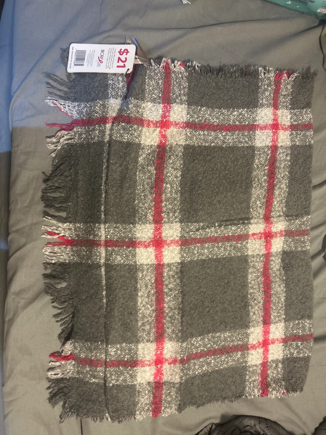 BCRE Gray Plaid Scarf - Like New!