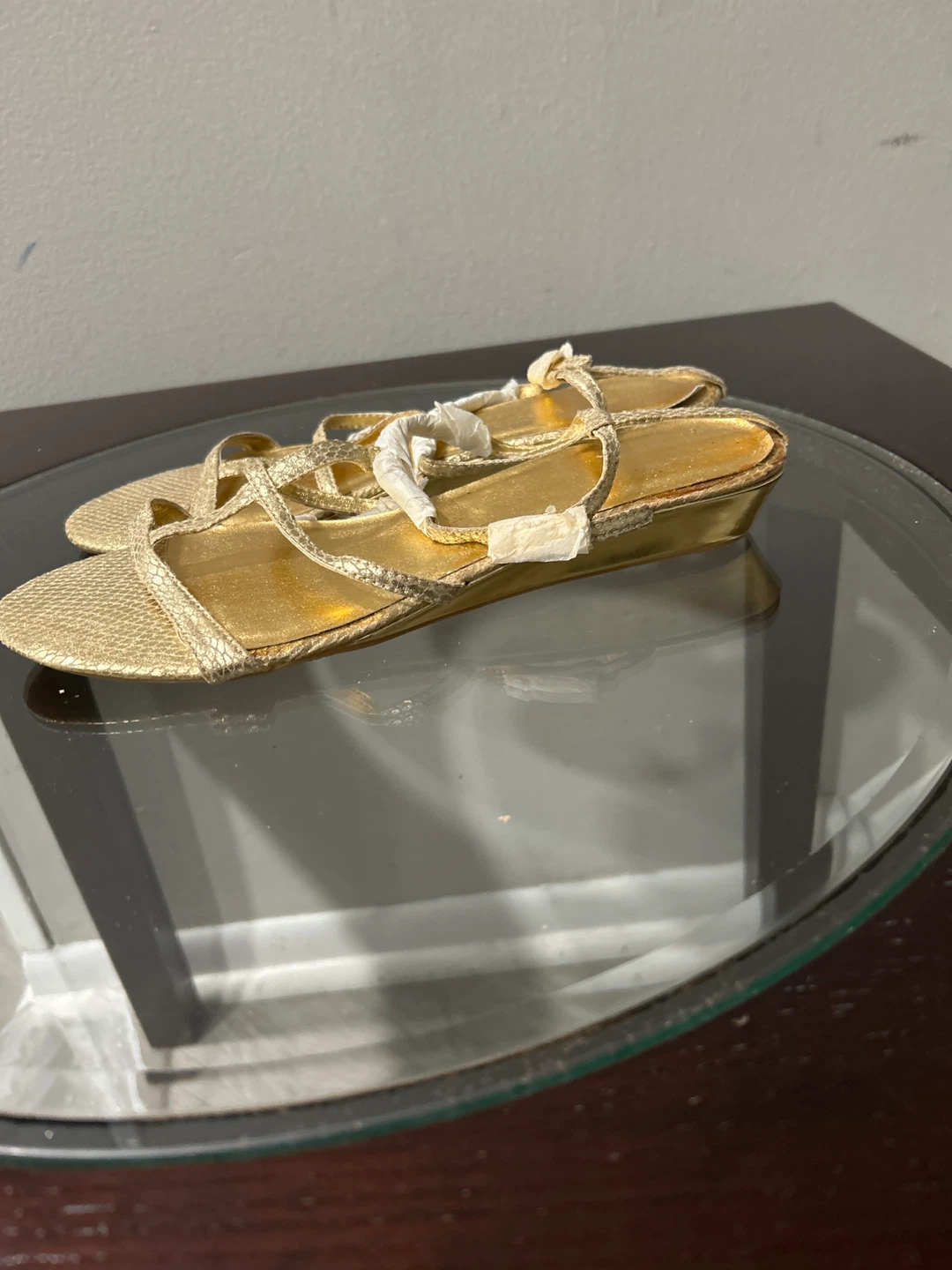 Brand new gold sandals size 10 - photo 3
