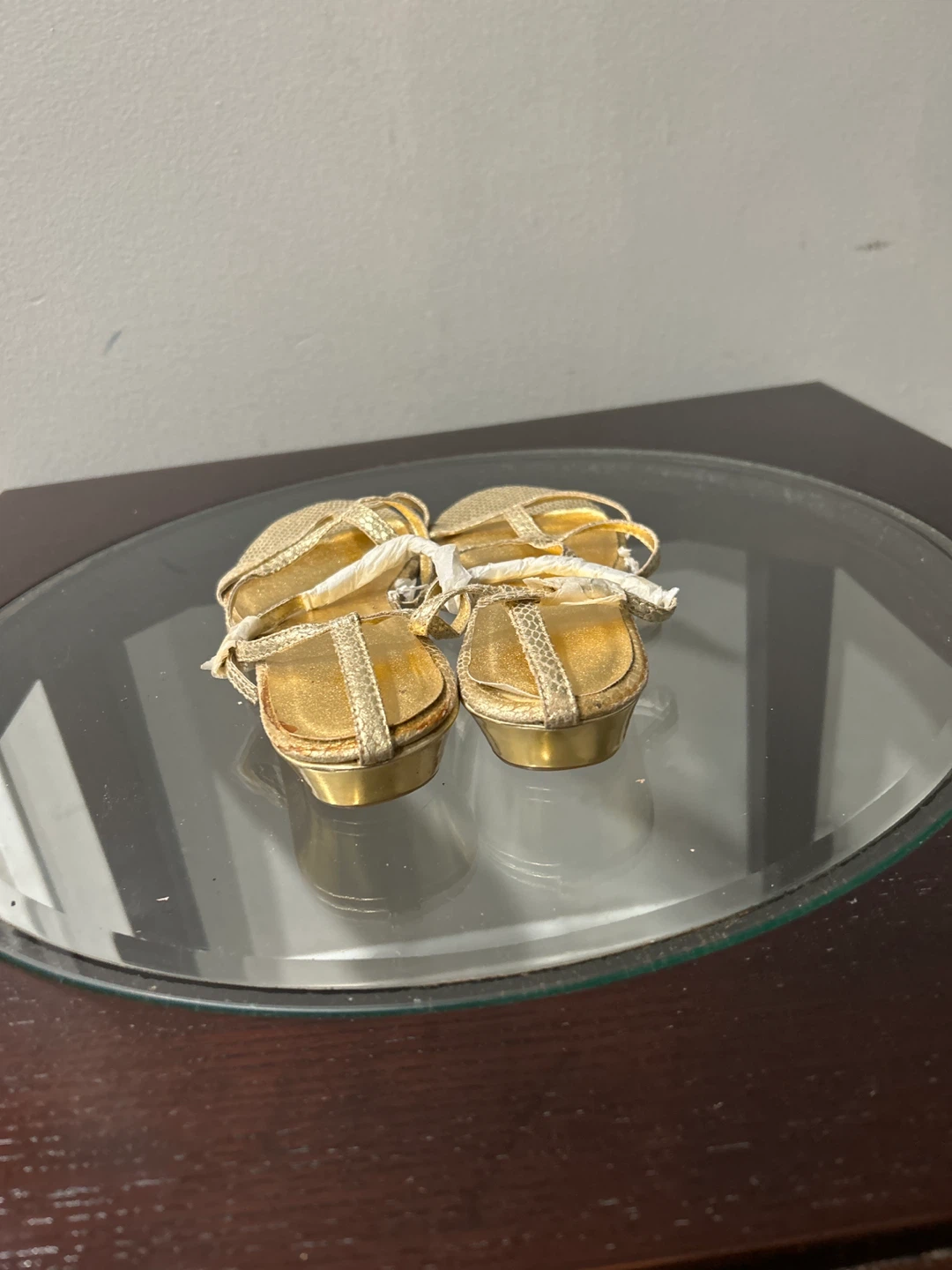 Brand new gold sandals size 10 - photo 4