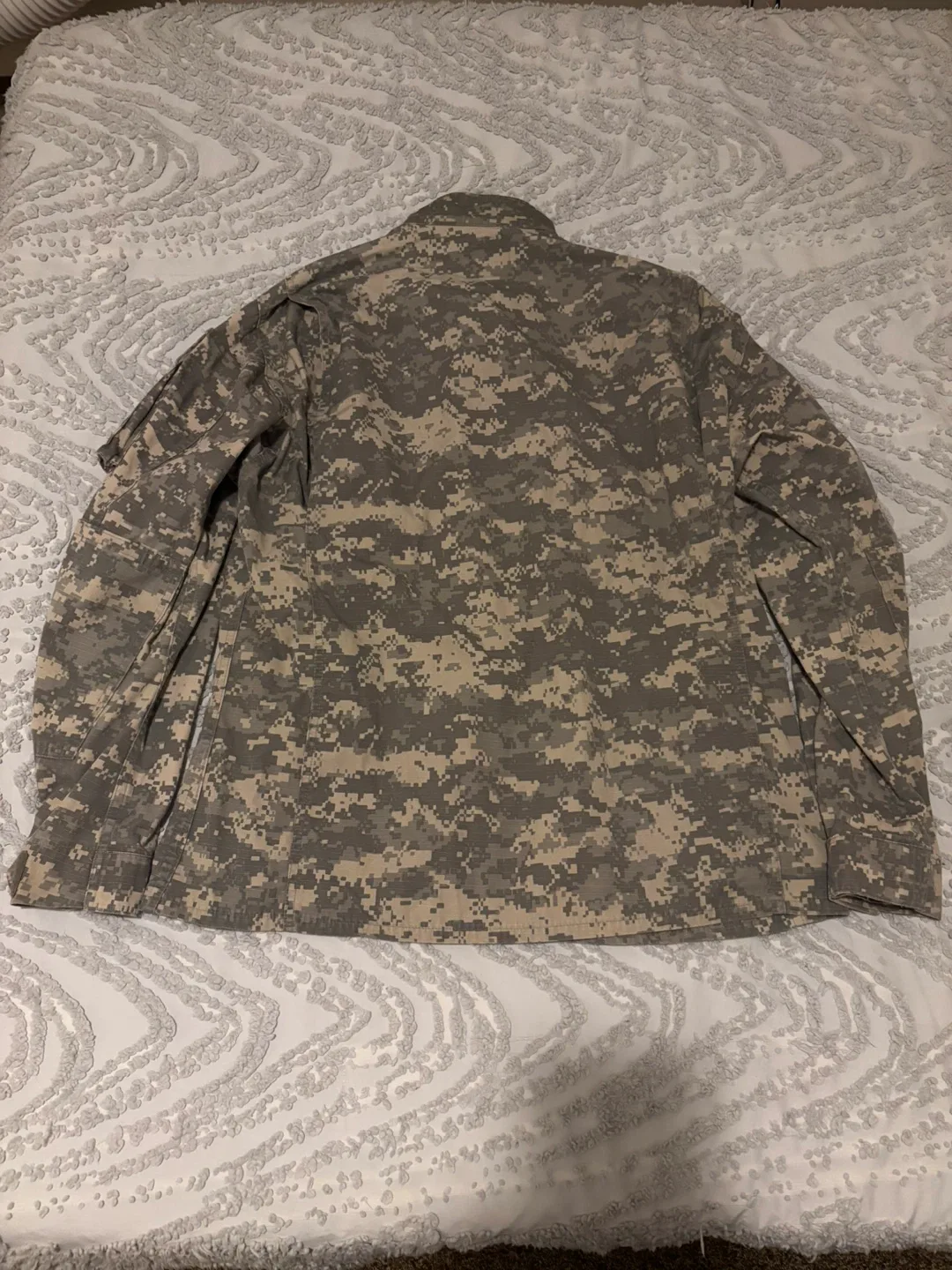 Vintage Army Combat Uniform Jacket image indicator(2)