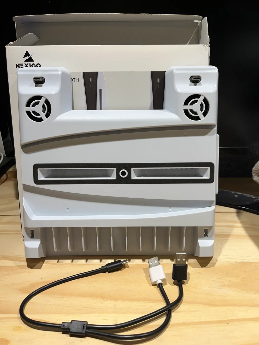 NEXIGO Multifunctional Cooling Stand for PS5 image indicator(3)