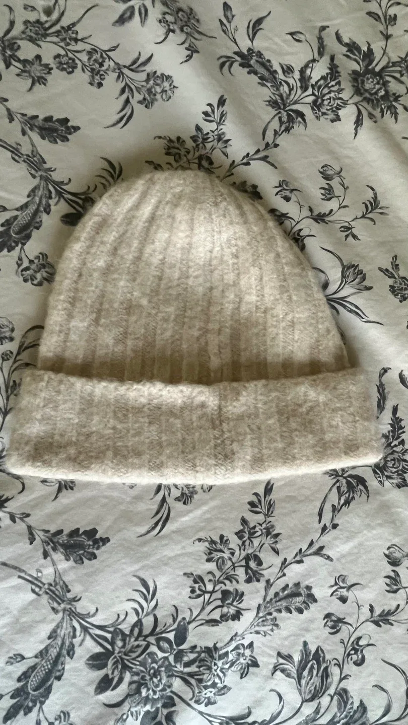 New Auxiliary Cream Knit Beanie image indicator(2)