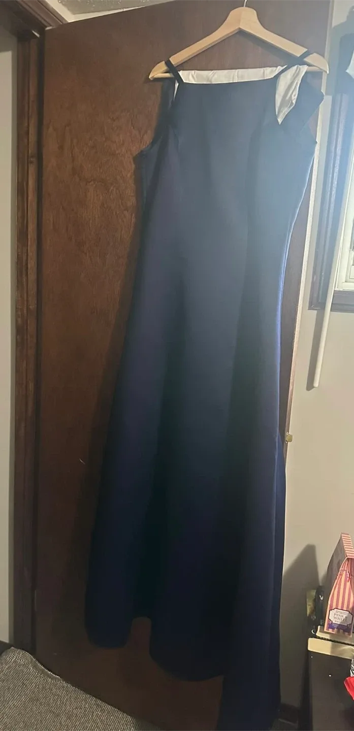Navy Blue Maxi Dress image indicator(3)