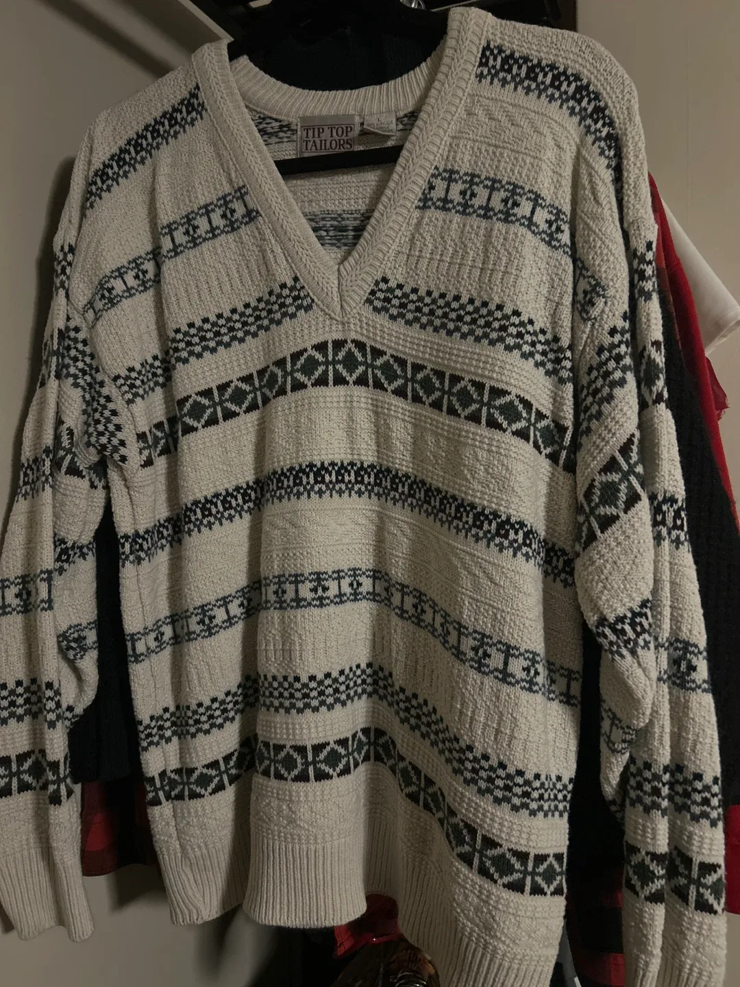 Tip Top Tailors Sweater - Size L🥕