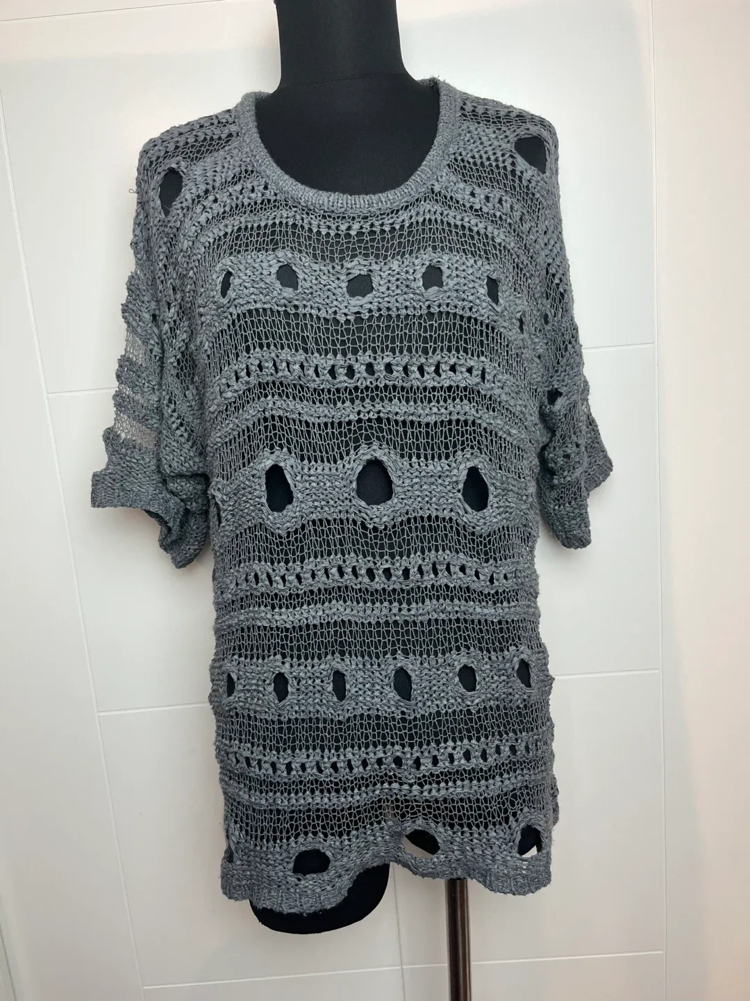 Bellissima Fashions Grey Knit Top L/XL