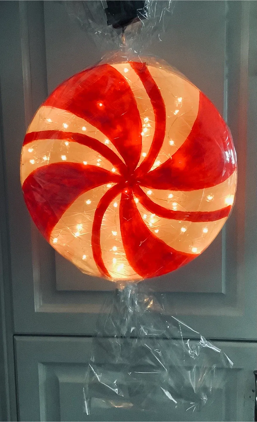 Candy-shaped Christmas Lights thumbnail