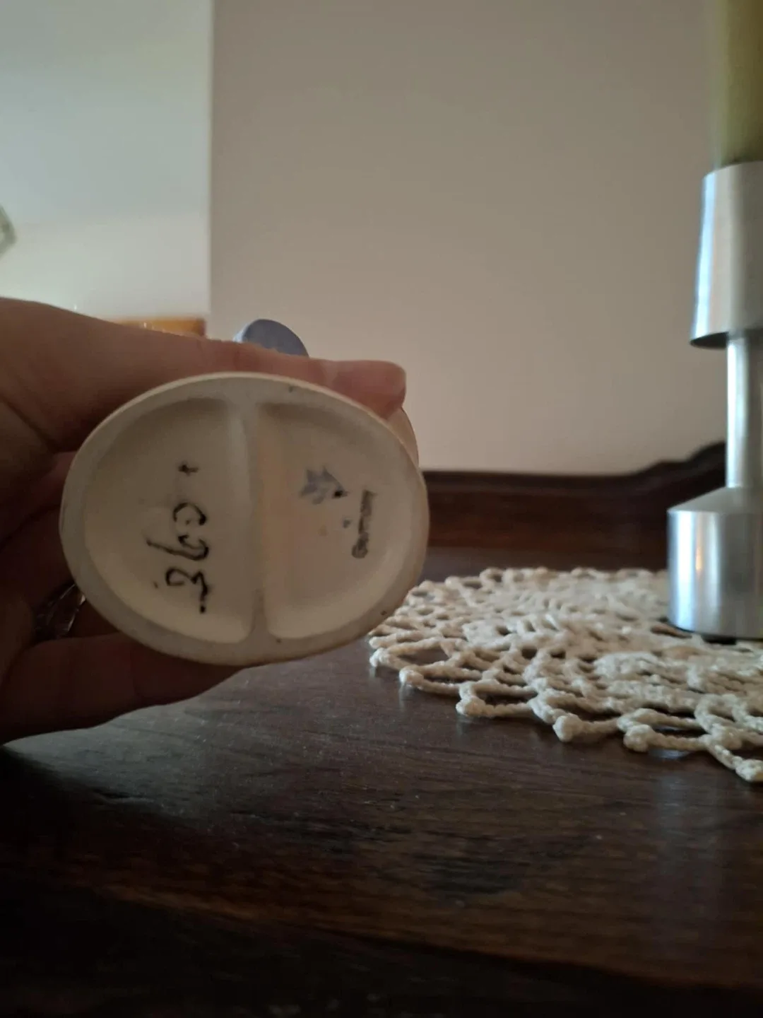 Hummel Figurine Girl with Watering Can image indicator(2)