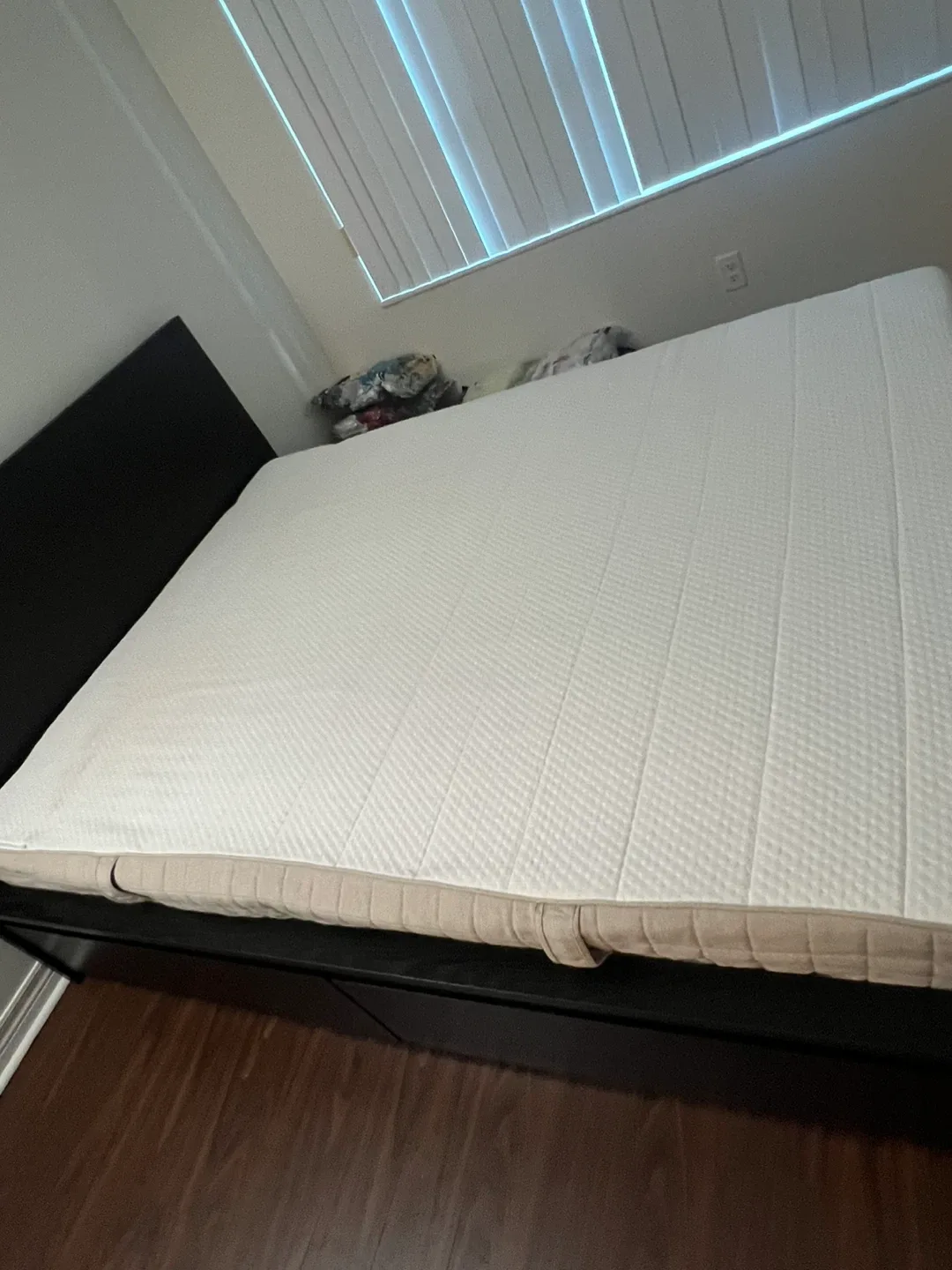 IKEA Malm Bed Frame with Mattress - Black image indicator(4)