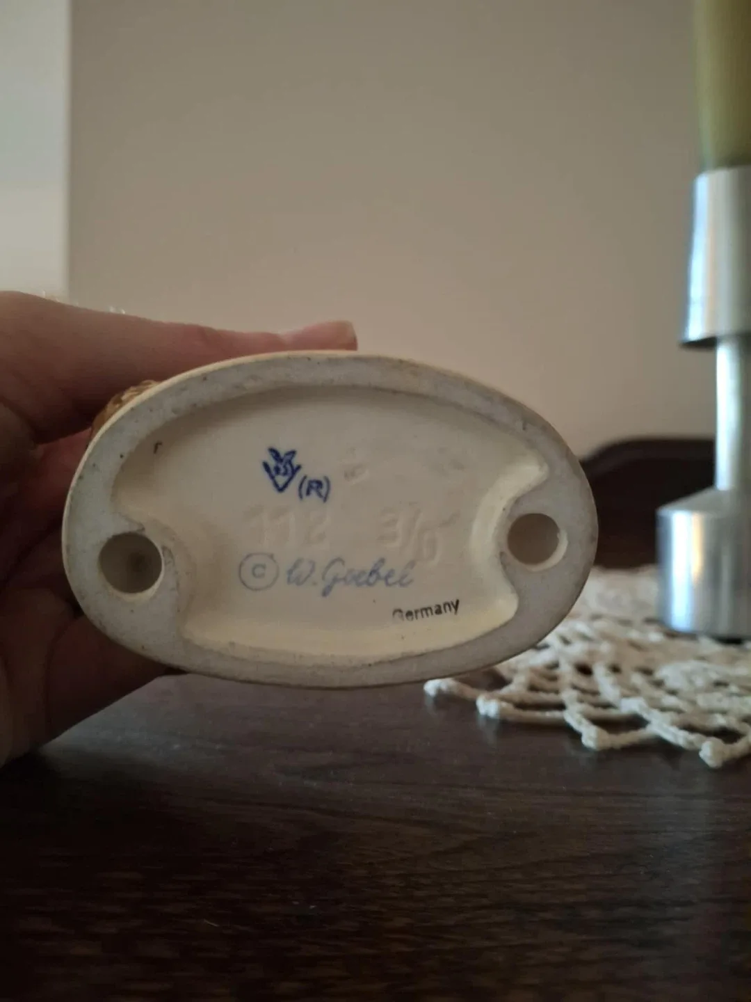 Vintage Goebel Hummel Figurine - "Little Hiker" image indicator(2)