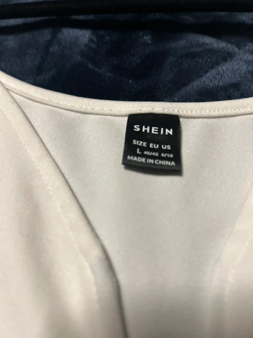 Shein Cami Top - Size L 🥕 image indicator(5)