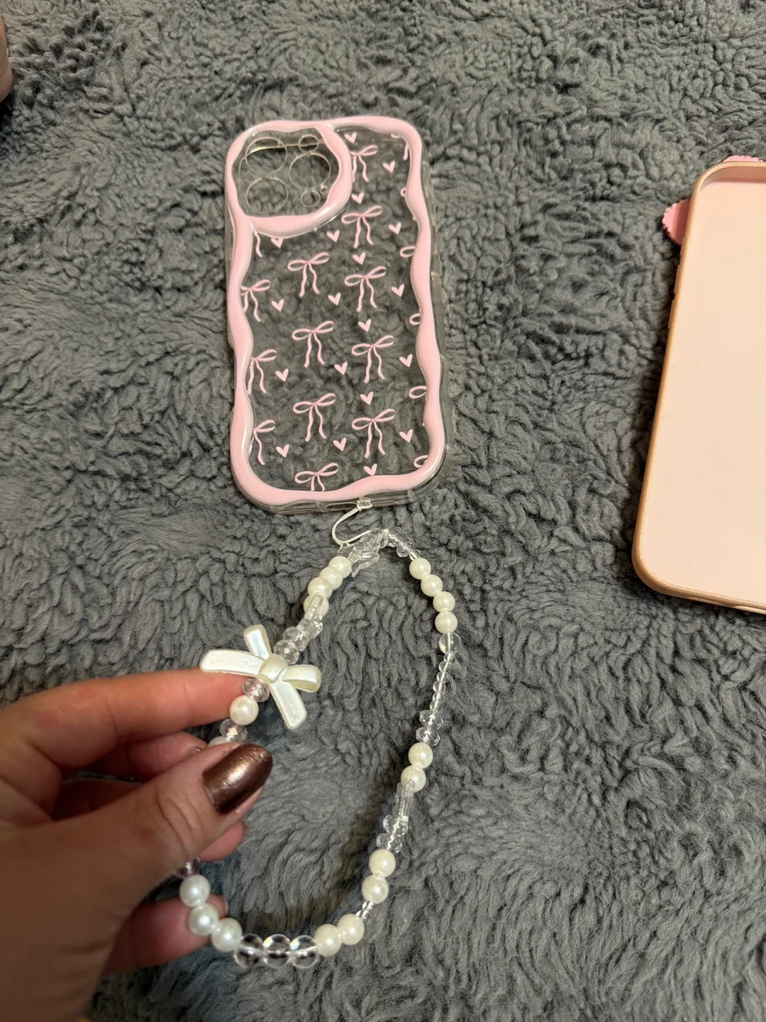 Hello Kitty iPhone Case Bundle image indicator(5)