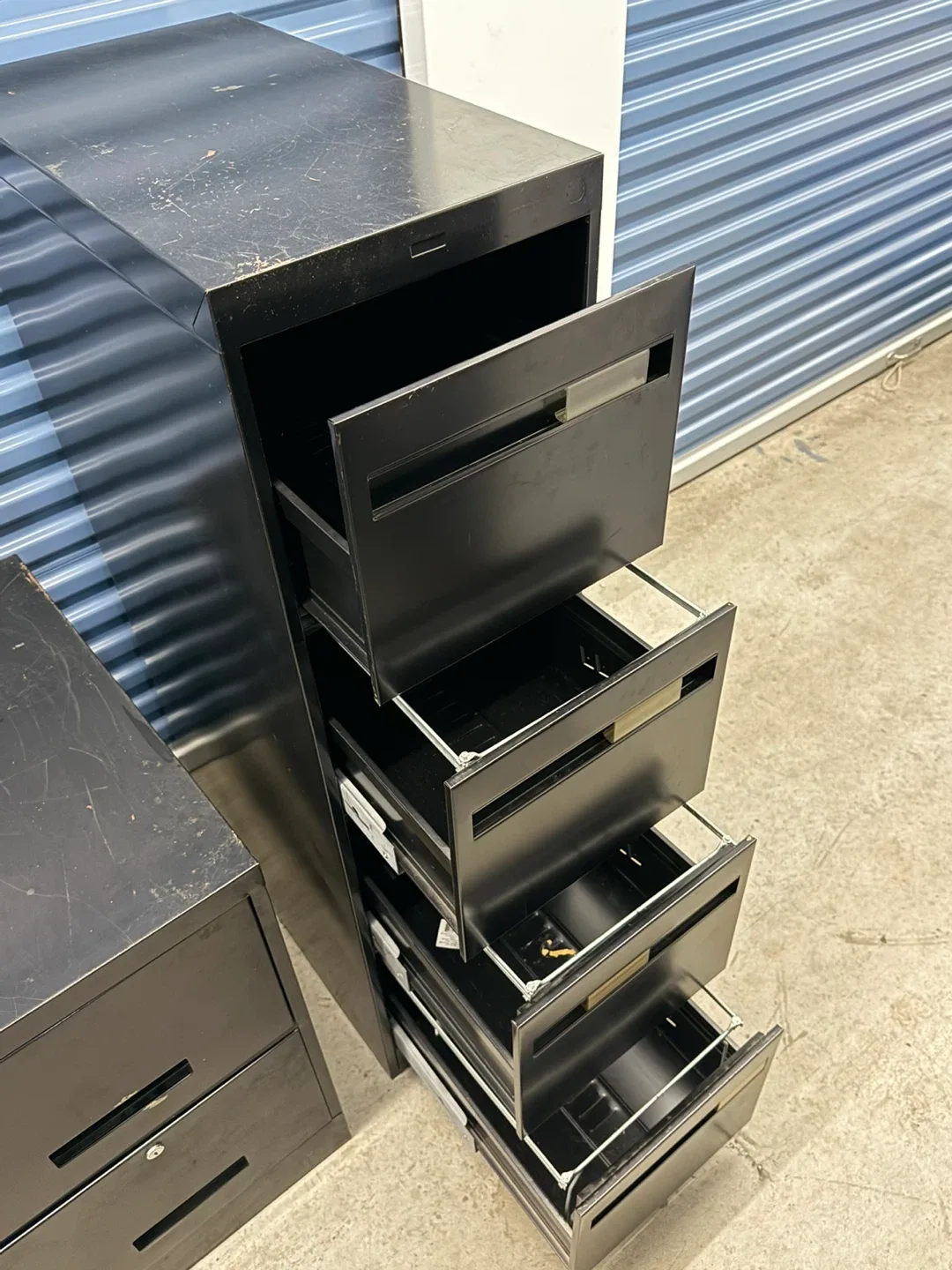 3 Metal Office File Cabinet Black image indicator(5)