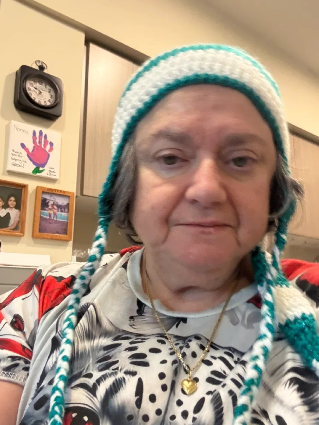 Elf hat image indicator(2)