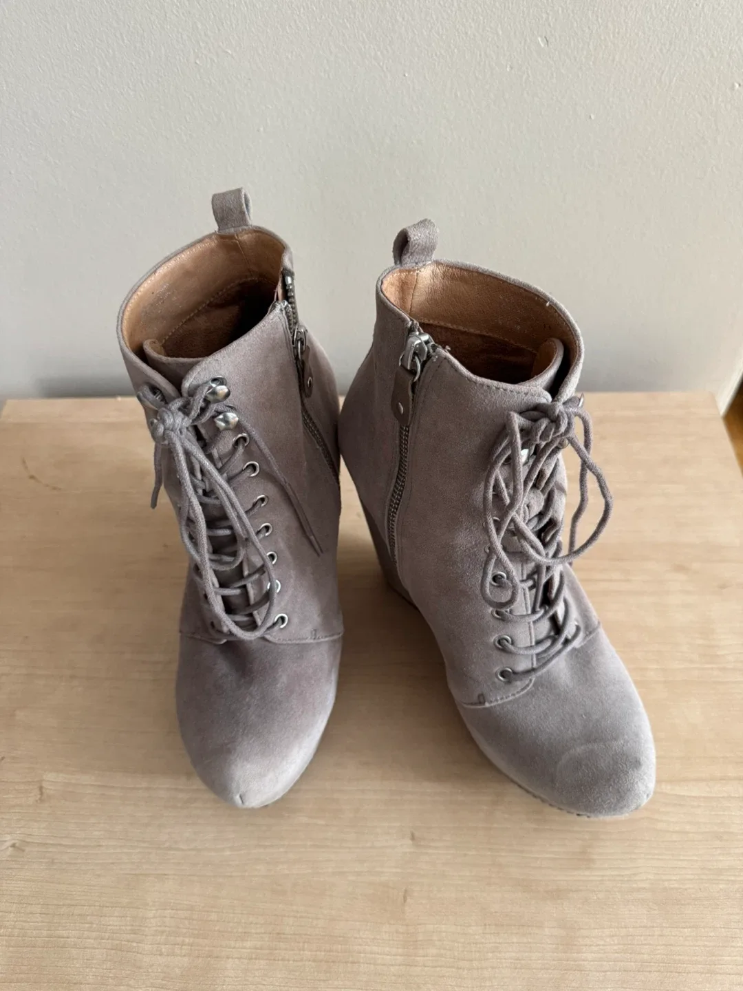 Avail.till Dec.5(Fri)-Grey Wedge Heel Lace Up Ankle Boots image indicator(2)