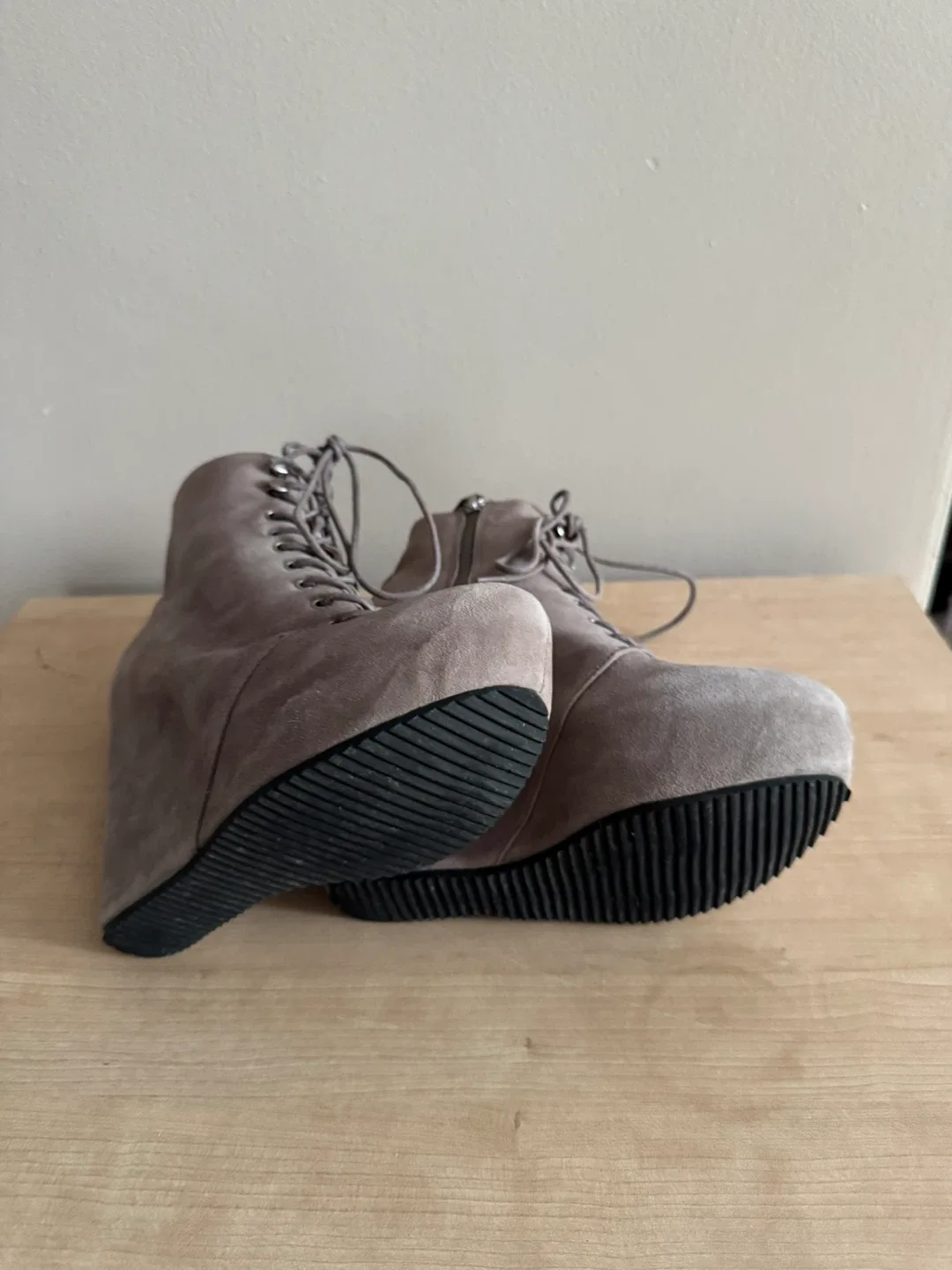 Avail.till Dec.5(Fri)-Grey Wedge Heel Lace Up Ankle Boots image indicator(3)