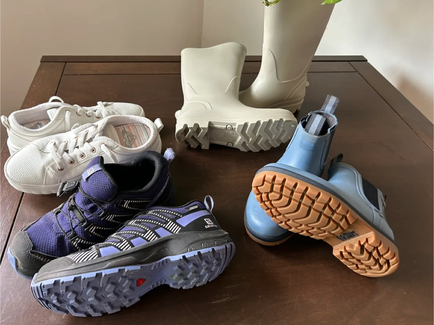 Kids outdoor footwear