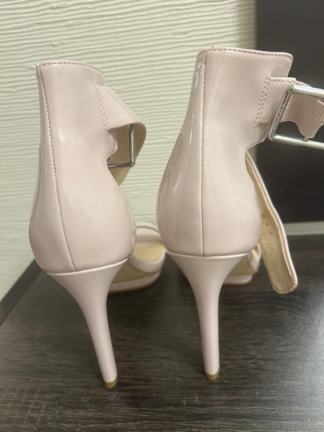 Calvin Klein Heels Size 8 image indicator(2)