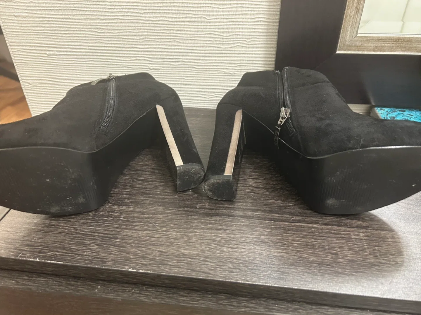Guess Black Suede Platform Ankle Boots image indicator(4)