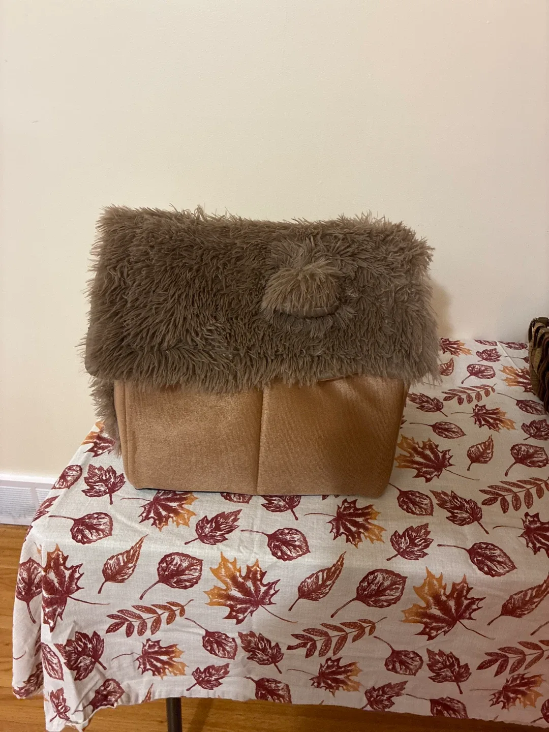Cute Brown Plush Pet House image indicator(2)