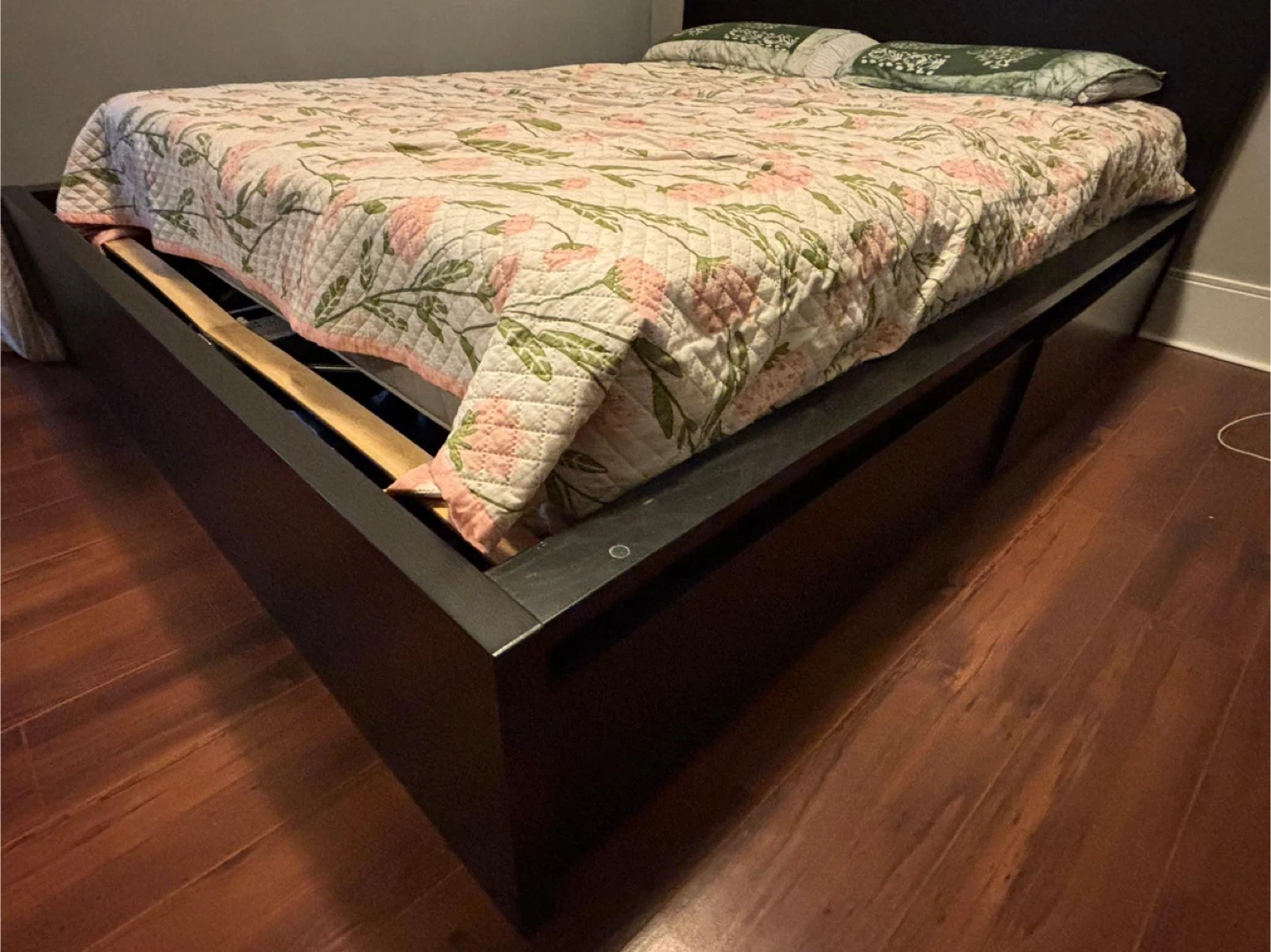 Ikea Malm queen bed with 4 storage