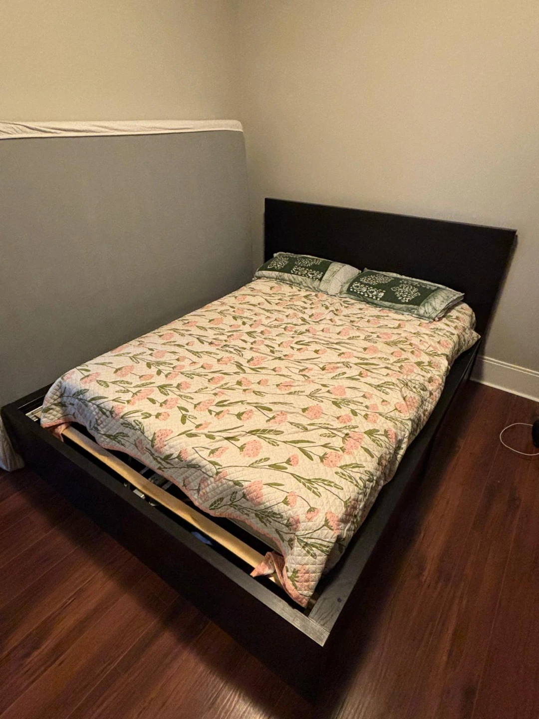 Ikea Malm queen bed with 4 storage - photo 3