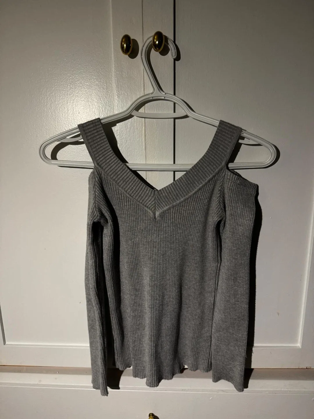 Grey Long Sleeve Cold Shoulder Top