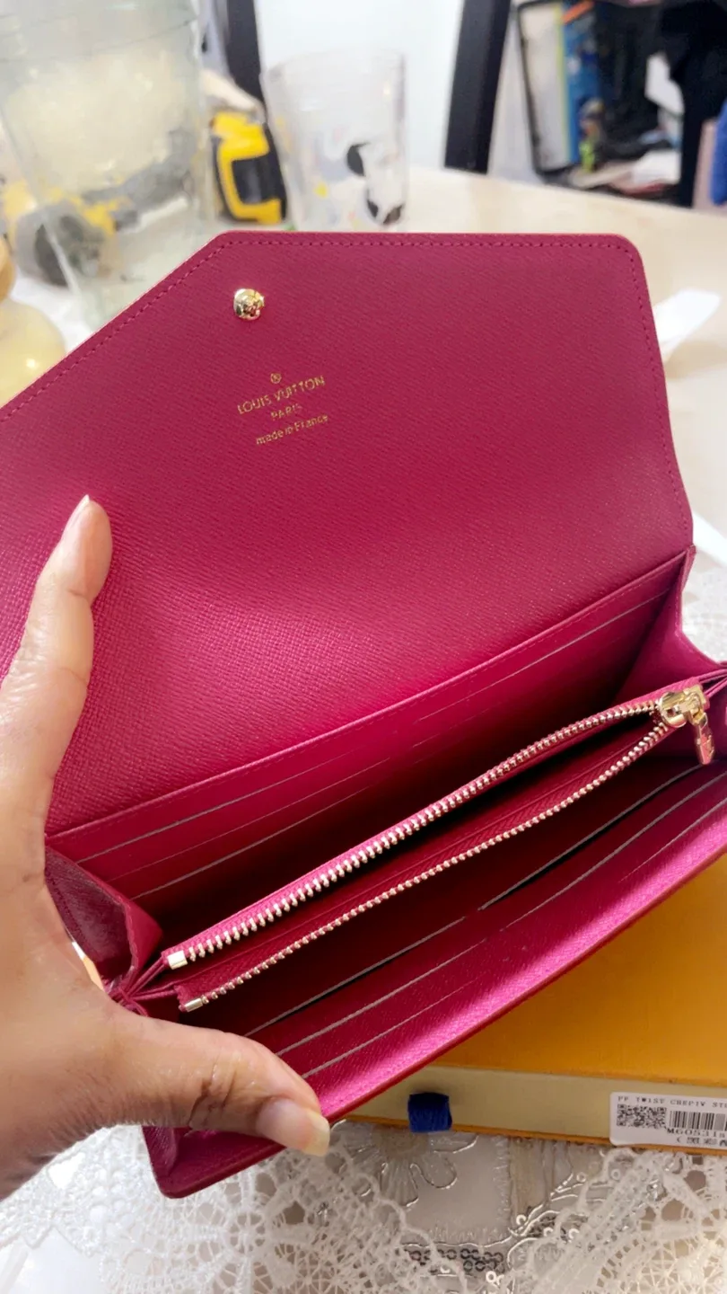 Louis Vuitton Black Multicolor Wallet image indicator(9)