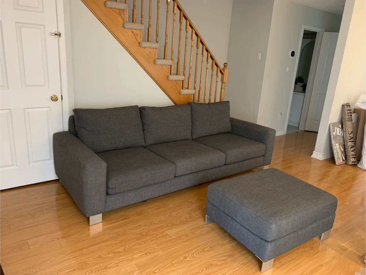 URBAN BARN SECTIONAL with OTTOMAN image indicator(2)