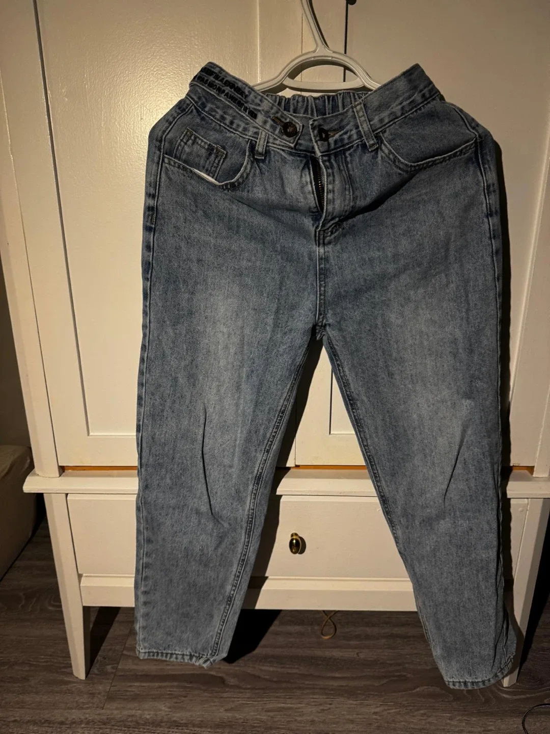 Light Wash Jeans image indicator(2)