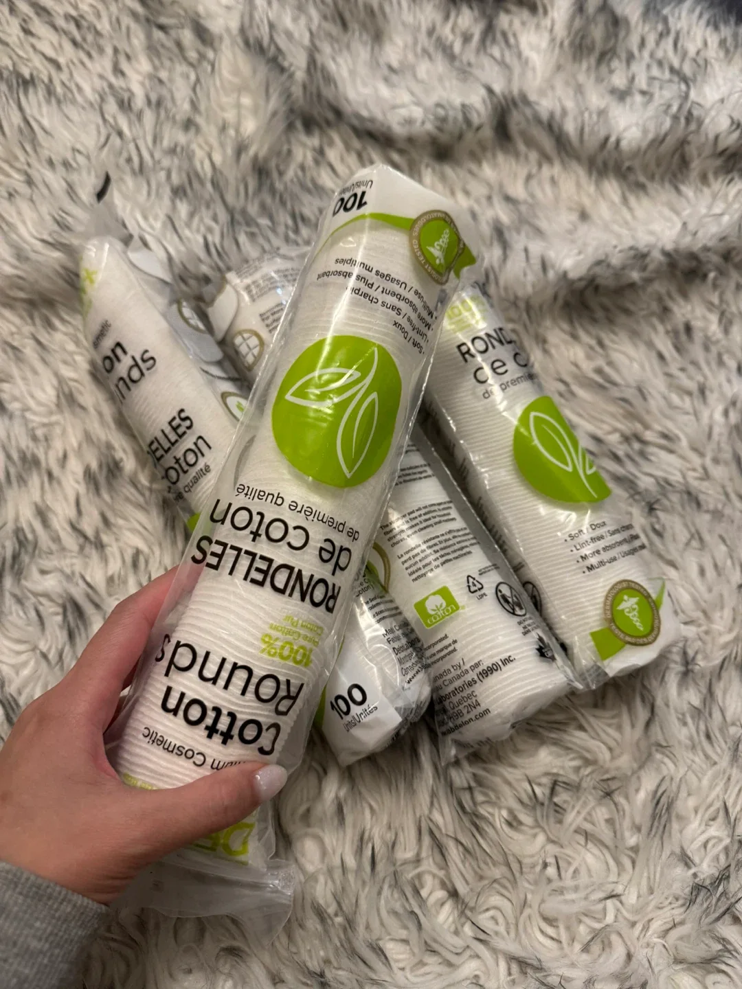 4packs of Cotton Rounds - 100 Count