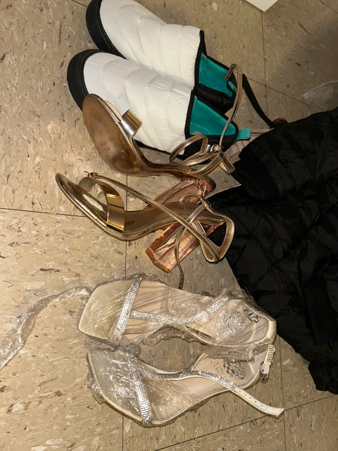 Guess Los Angeles Padded Jacket image indicator(10)