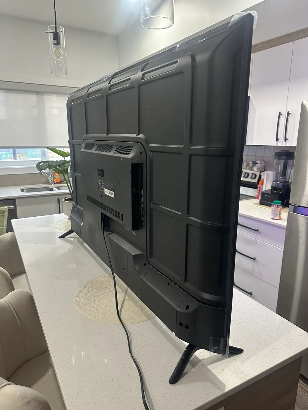 60-inch RCA Roku Smart TV image indicator(9)