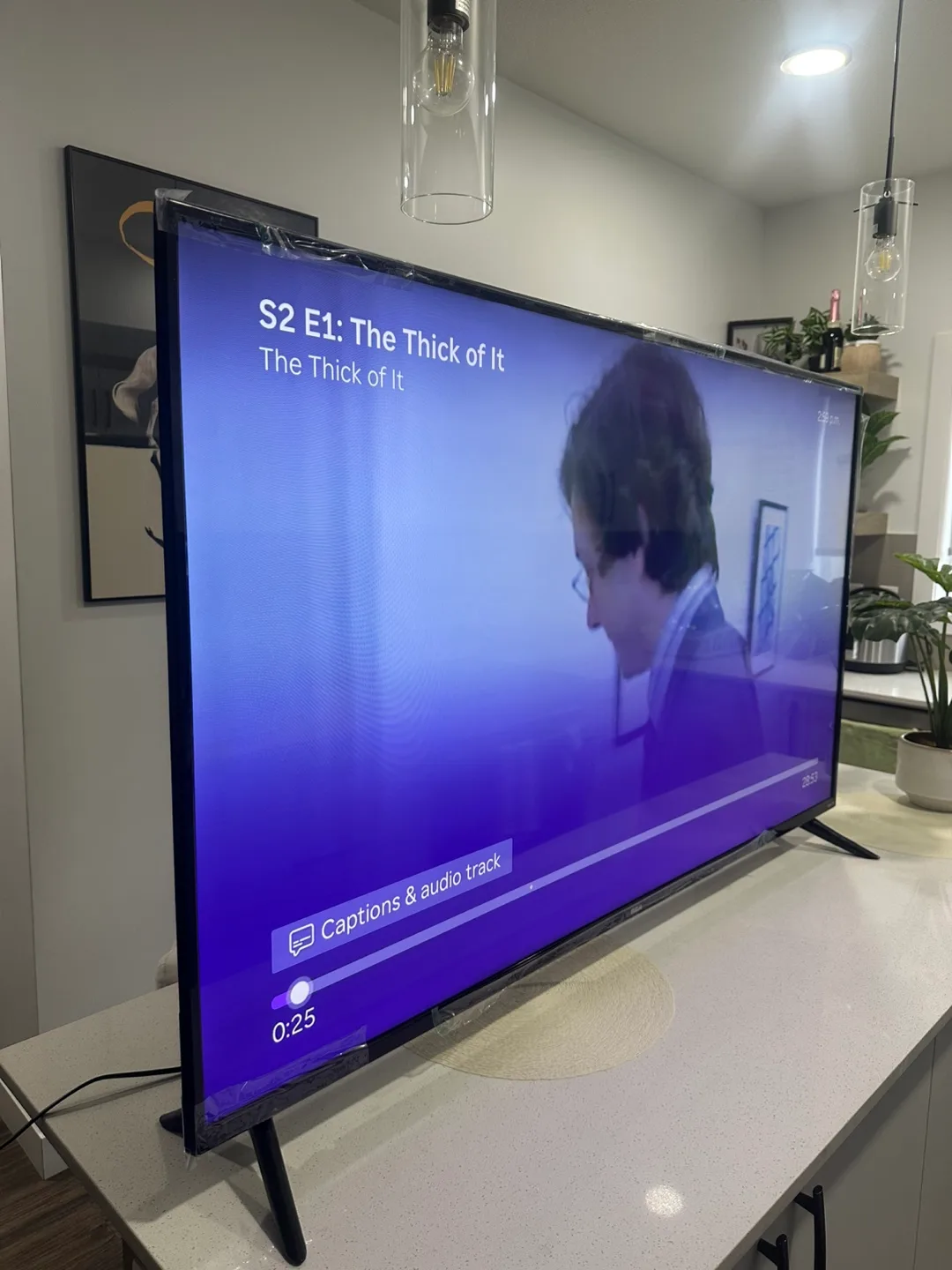 60-inch RCA Roku Smart TV image indicator(7)