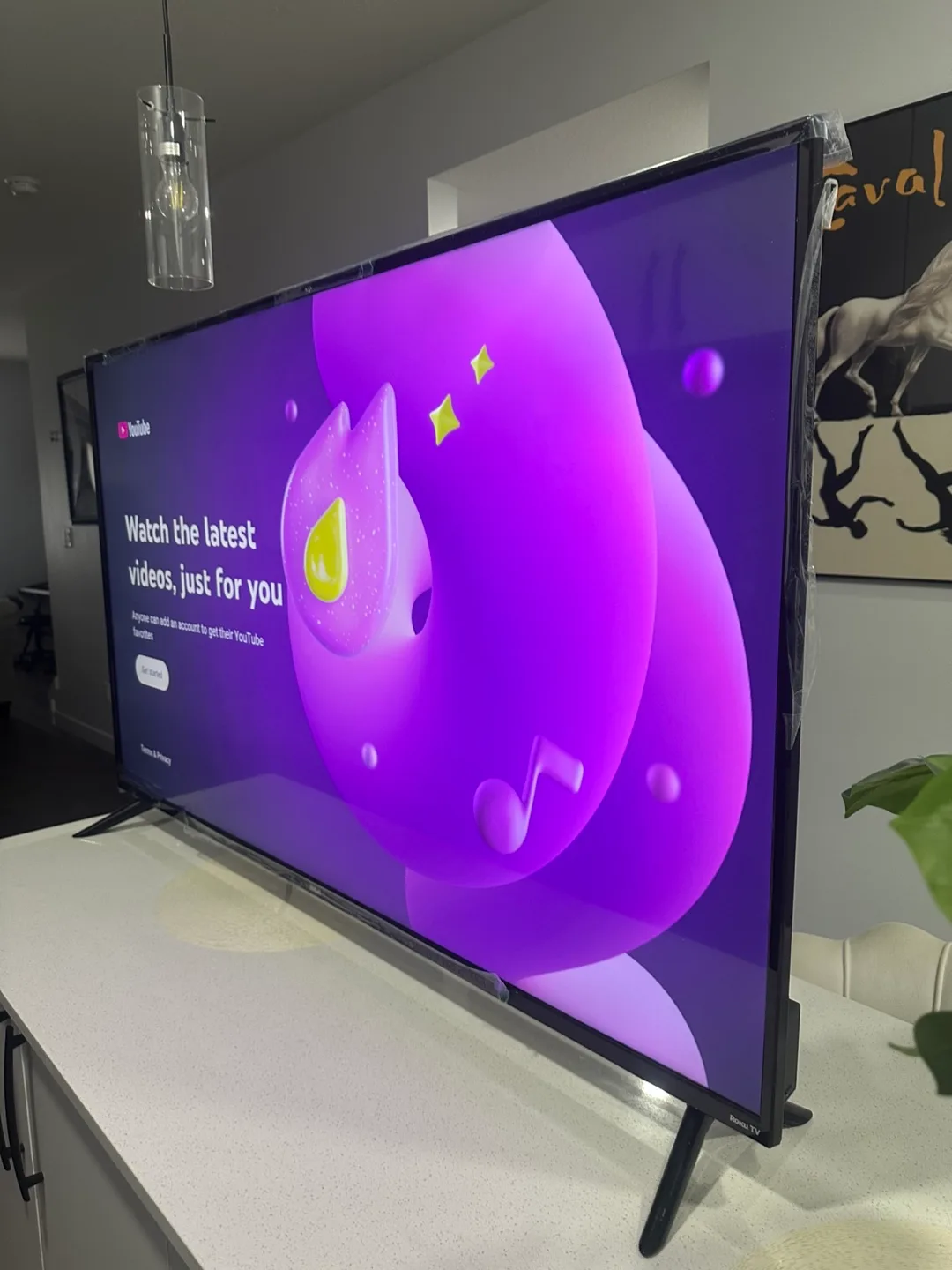 60-inch RCA Roku Smart TV image indicator(10)