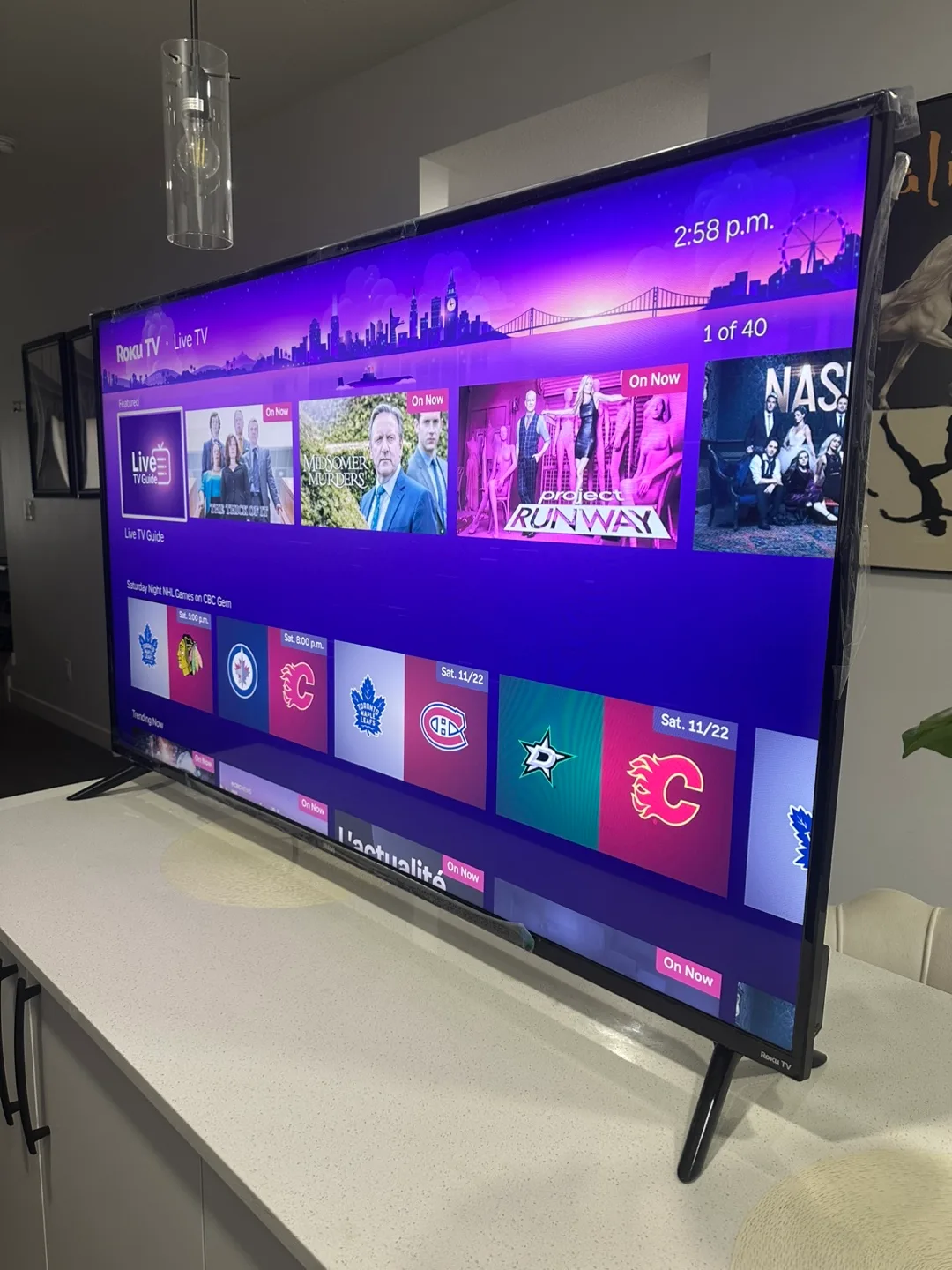 60-inch RCA Roku Smart TV image indicator(8)