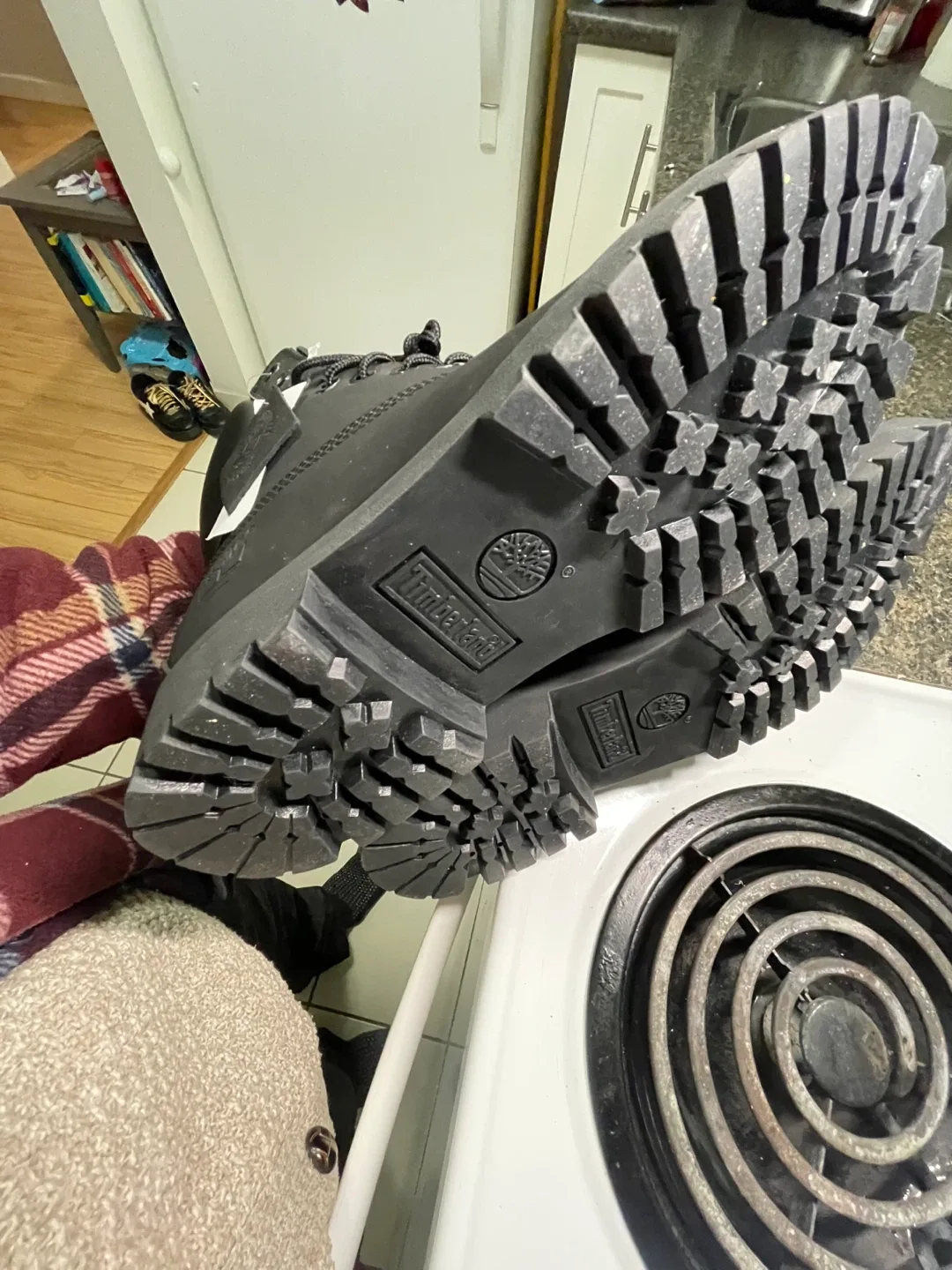 Timberland Black Boots image indicator(4)