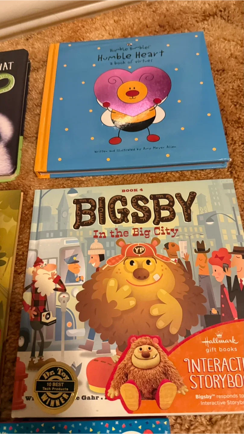 Kids Books Bundle image indicator(4)