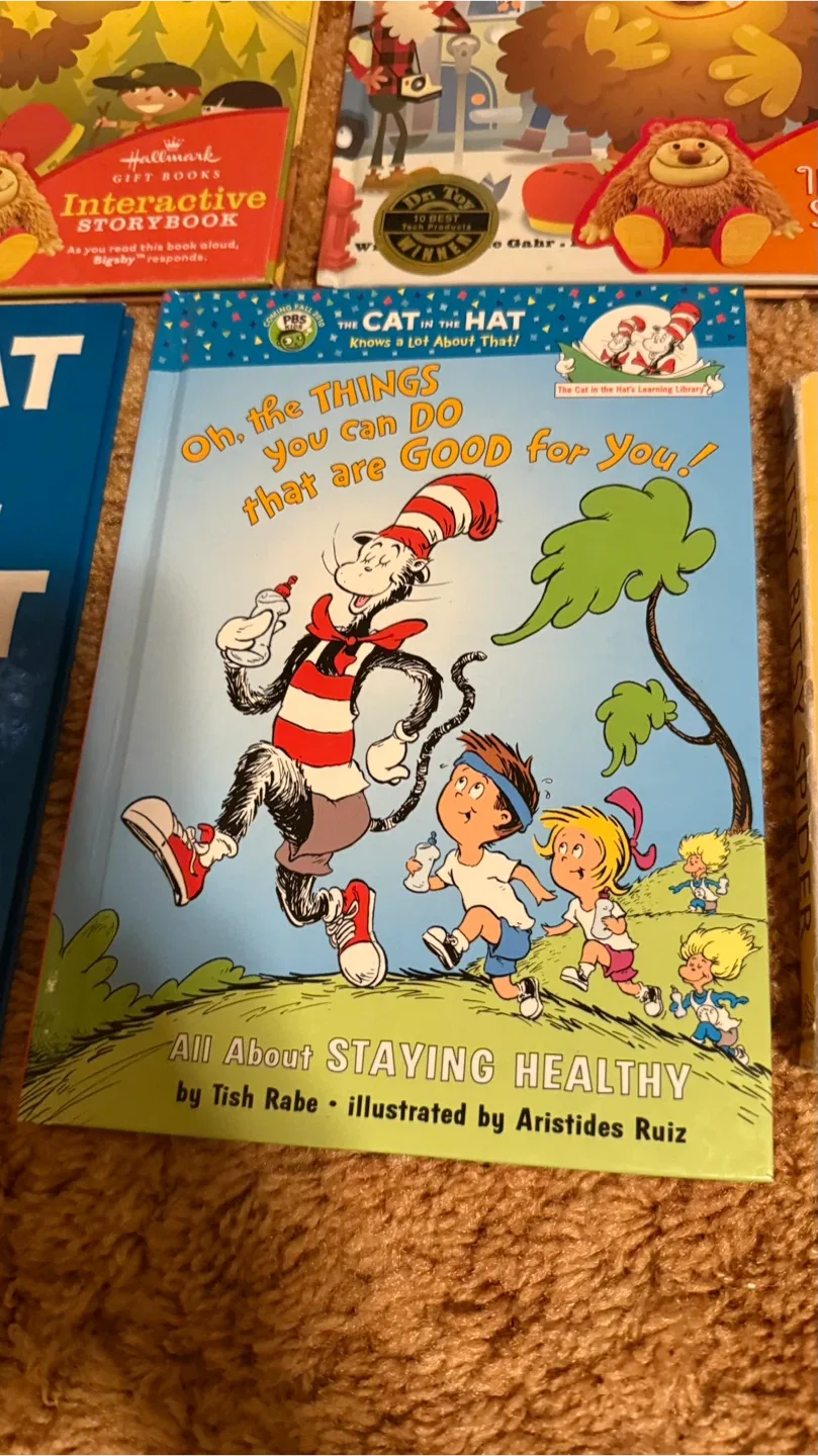 Kids Books Bundle image indicator(5)