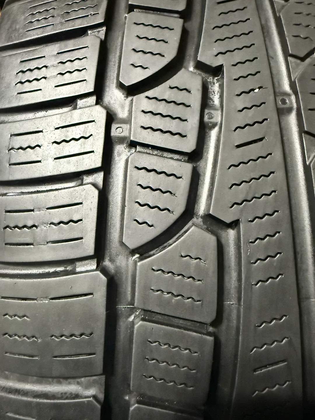 Nokian Nordman WR SUV 255/50R19 Tires (set of 3) image indicator(3)