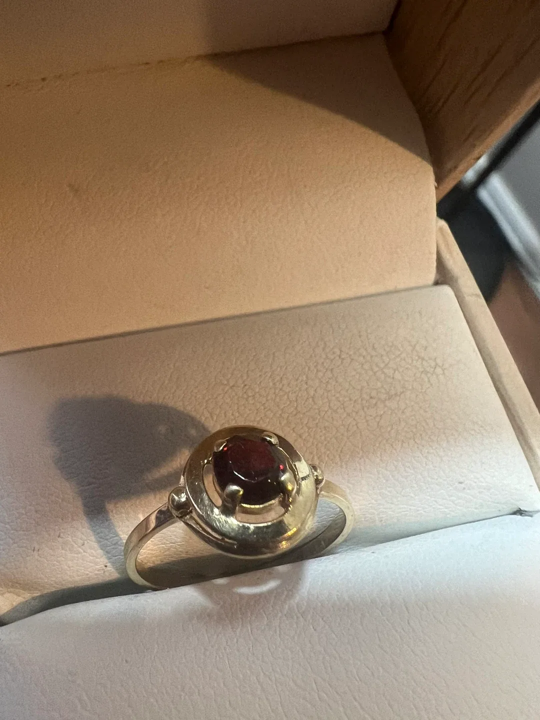 10K Gold Ring with Red garnet
