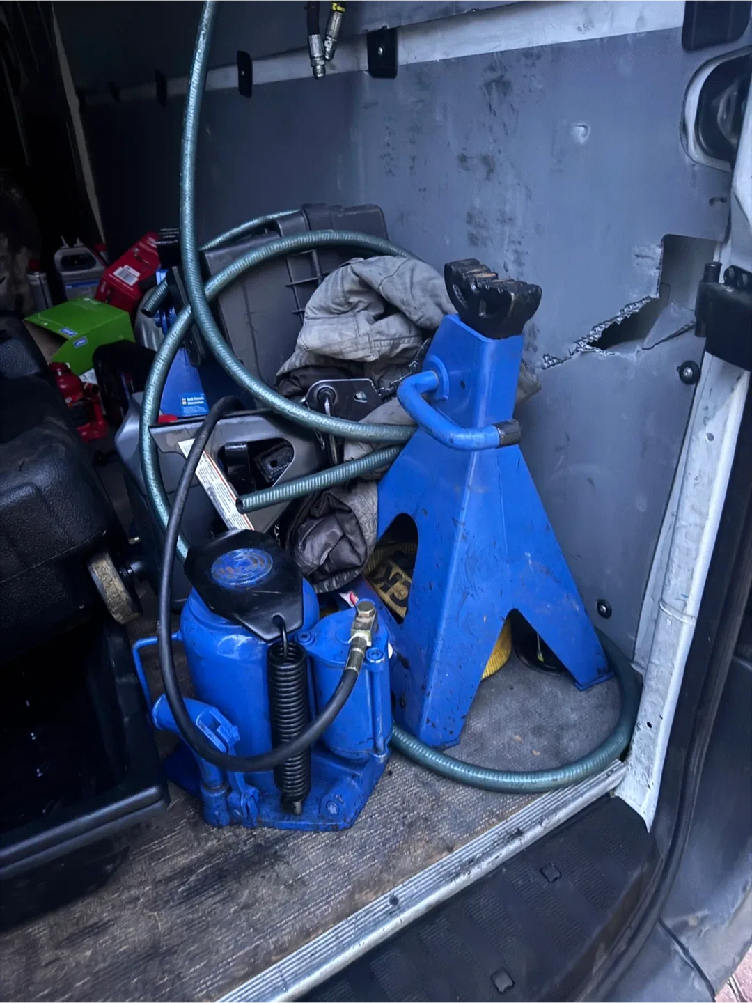 Mercedes-Benz Sprinter Van 515 Diesel DEF image indicator(10)