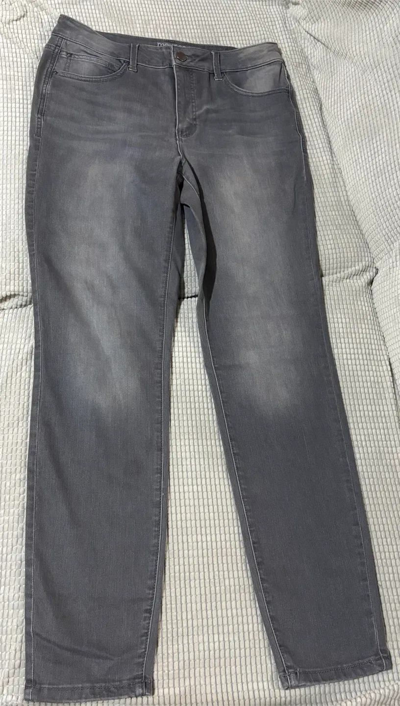 Maurices Gray Denim Jeans - Size 12 Long image indicator(4)