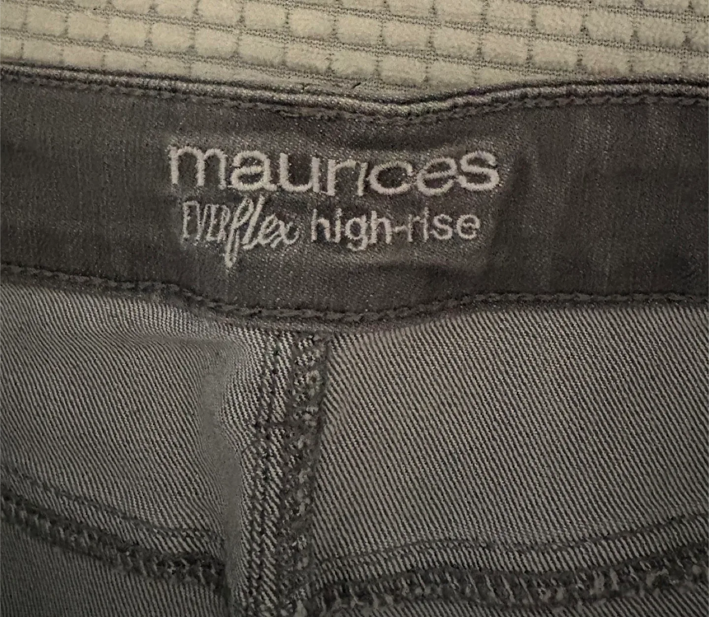 Maurices Gray Denim Jeans - Size 12 Long image indicator(6)