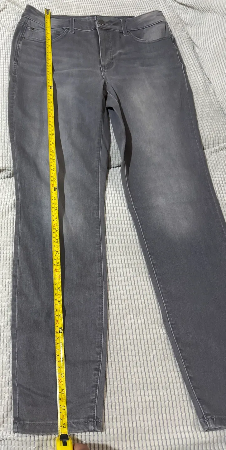Maurices Gray Denim Jeans - Size 12 Long image indicator(8)