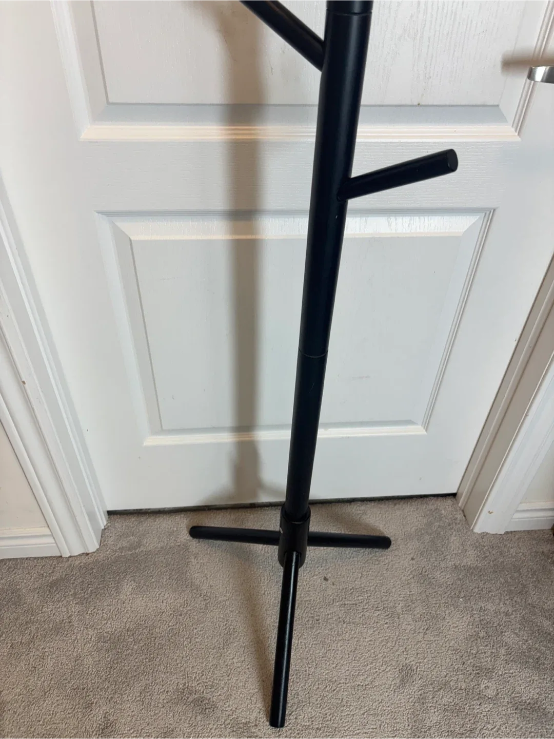 Black Standing Coat Rack image indicator(4)