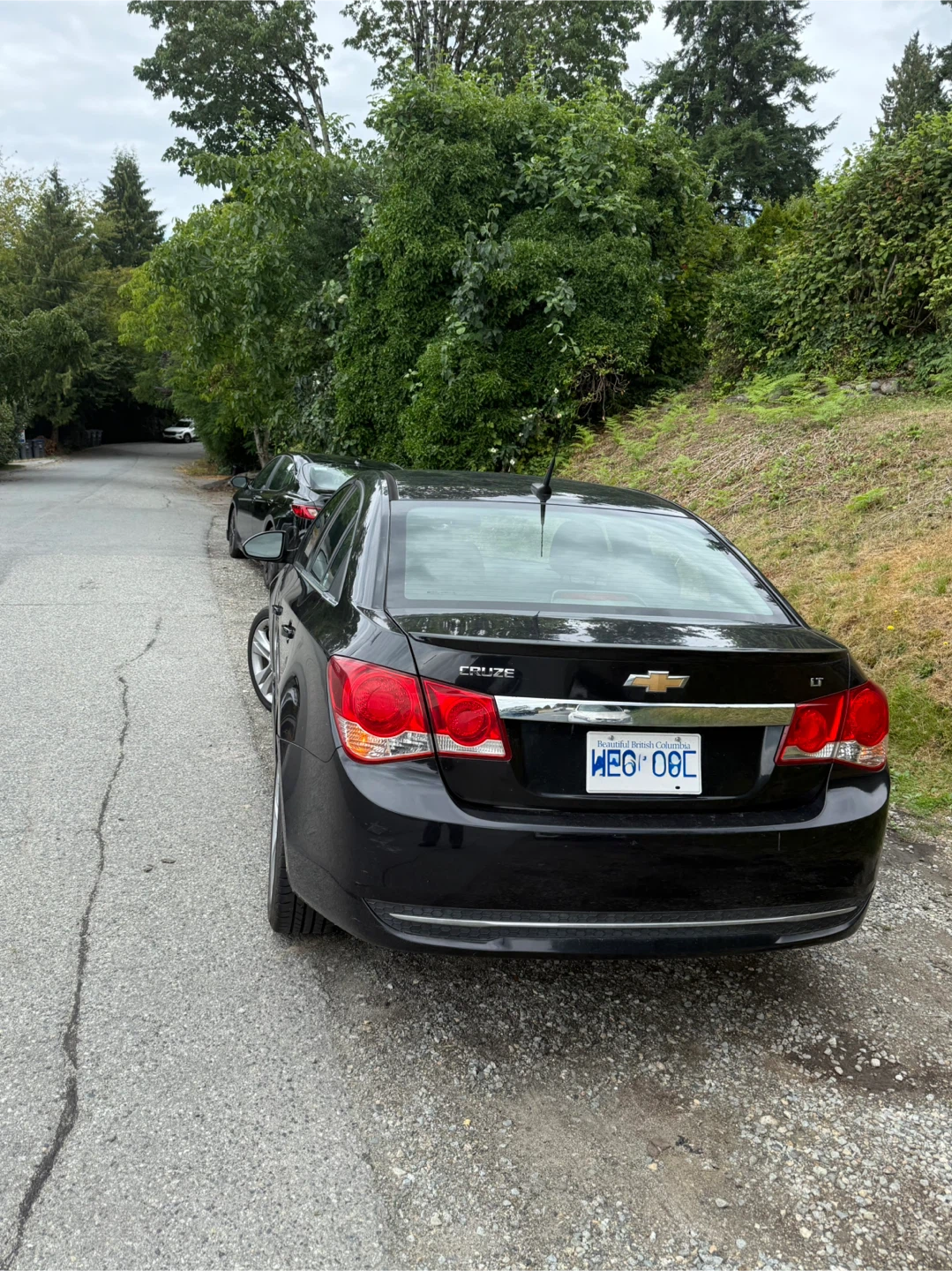 Black Chevrolet Cruze - photo 2